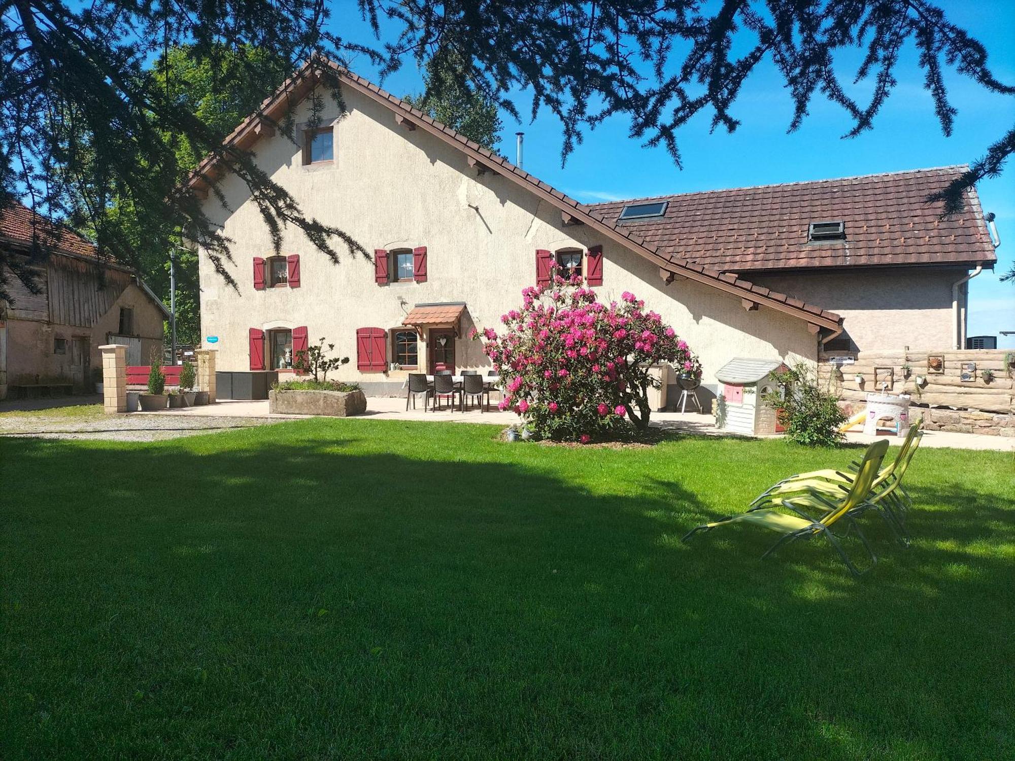 Belle Fleur 6 Personnes- Vosges Ferienhaus Saint-Nabord